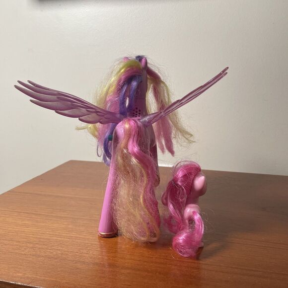Hasbro My Little Pony Princess Cadence And MLP G4 Pinkie Pie Toy Figure READ - Picture 4 of 7